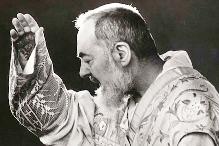 assoluzione di padre pio